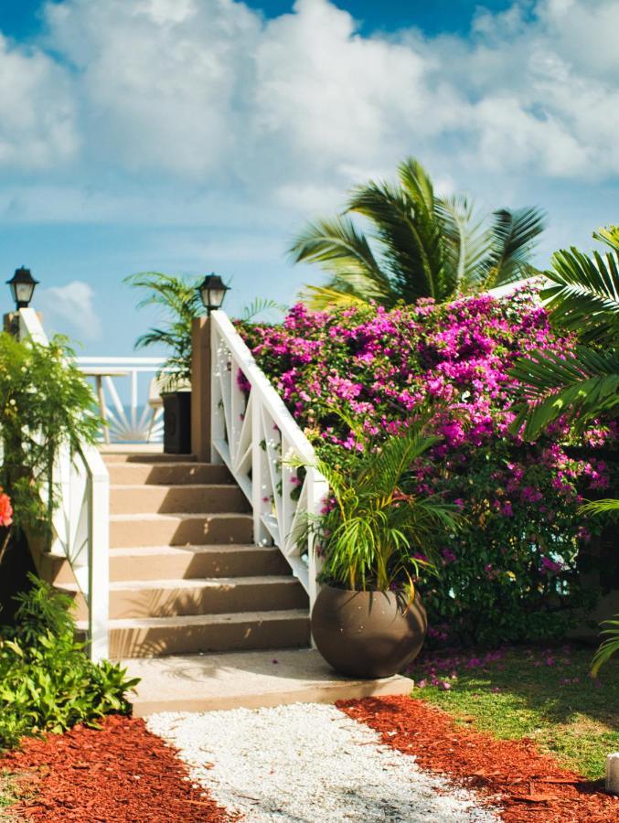 Tropikist Beach Hotel And Resort Crown Point Exterior foto
