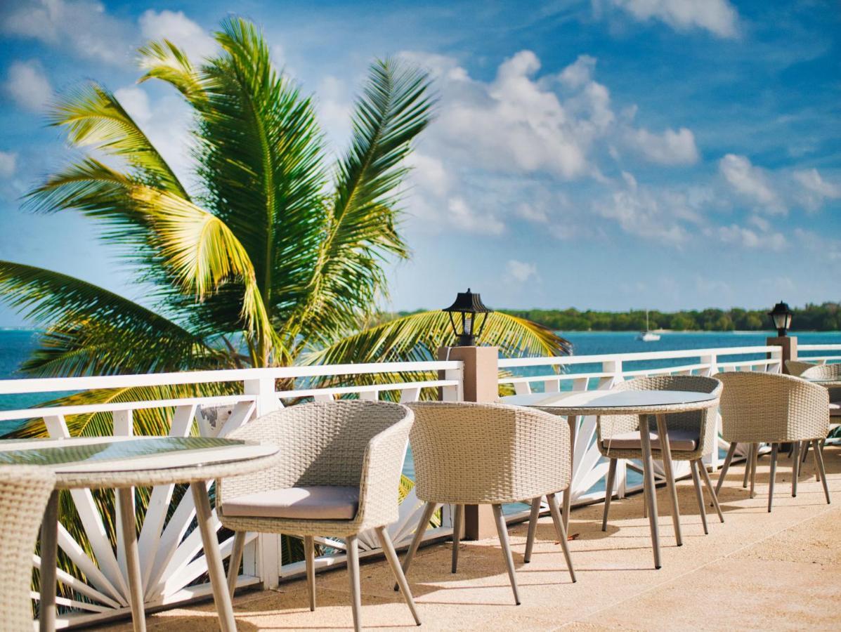 Tropikist Beach Hotel And Resort Crown Point Exterior foto